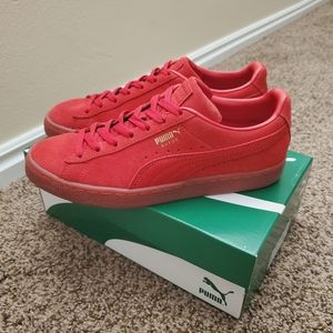 Womens Puma Suede Mono Classic Sneaker Red Size 8